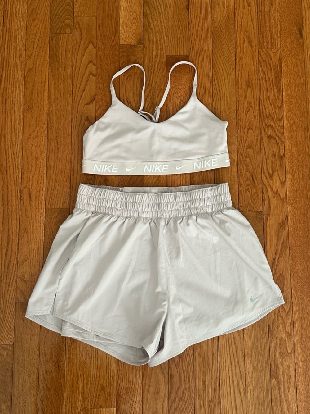 Nike Size M Mid Rise Lined Shorts and Sports Bra set